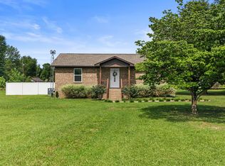 943 Clement Rd, Russellville, AL 35654