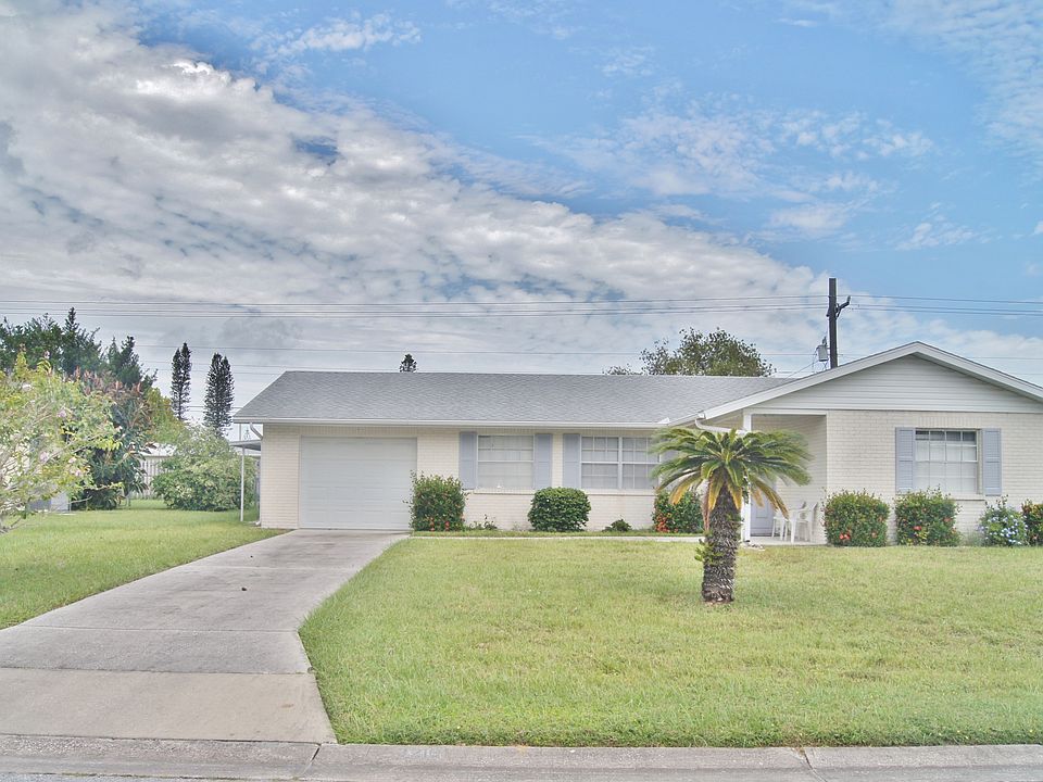 1st image of 3216 Oxford Dr W
