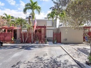 1281 W Fairway Rd #1A, Hollywood, FL 33026