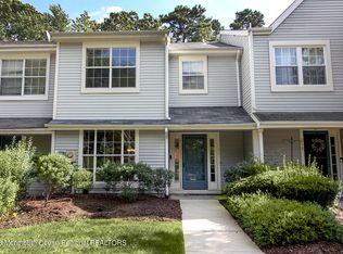 518 Laurelwood Ct, Howell, NJ 07731