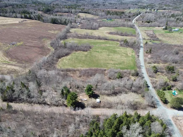 1744 Ripley Rd #4, Williamsdale, NS B0M 1E0