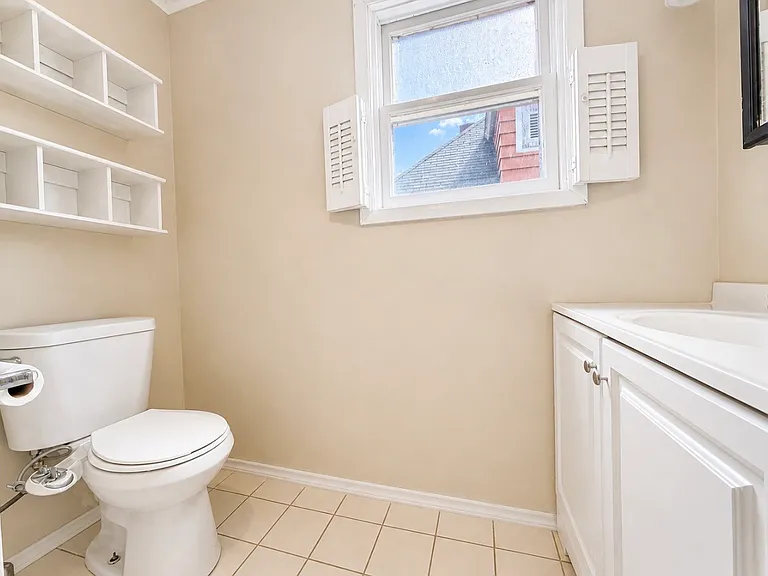 16 Highland Ave #2 — Photo 6