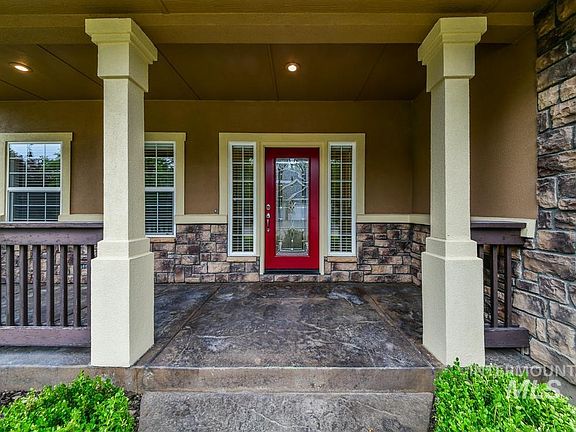 5th image of 970 S Arbor Island Way