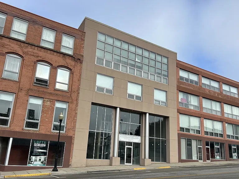 Downer Place Lofts — Photo 2