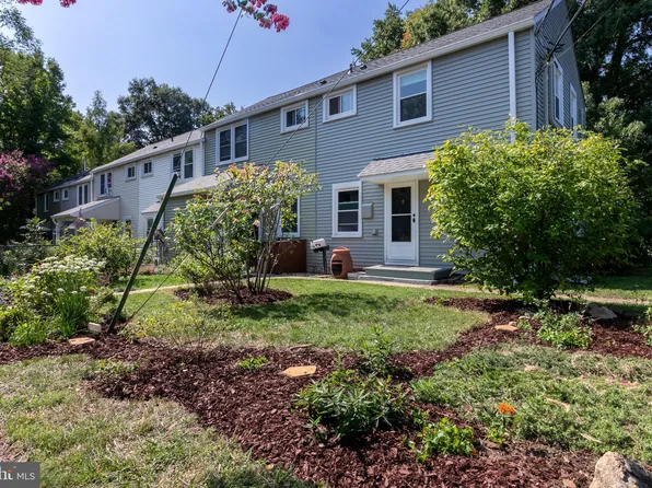 34 Ridge Rd, Greenbelt, MD 20770