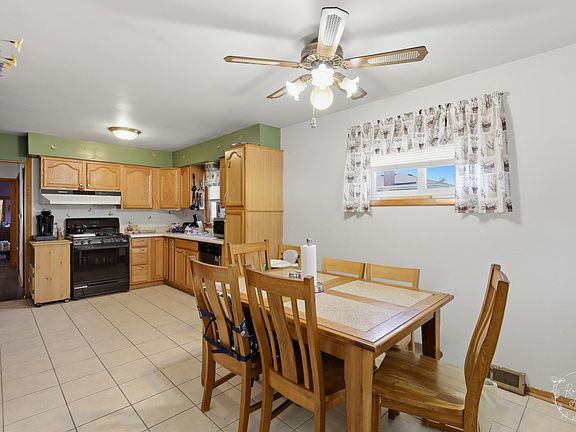 4th image of 244 S Circle Dr