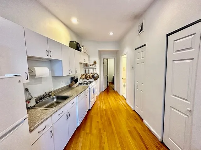 20 Stillman St #5F