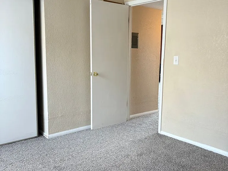 3510 Parkmoor Village Dr #F — Photo 15