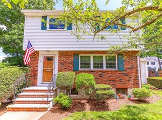 22 Farwell Ave, Hyde Park, MA 02136