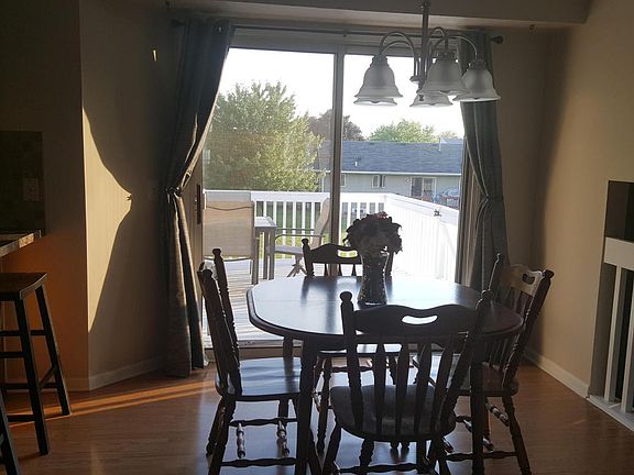 3rd image of 4919 Weatherstone Ln SE