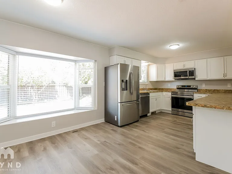 16941 E Progress Cir N — Photo 3