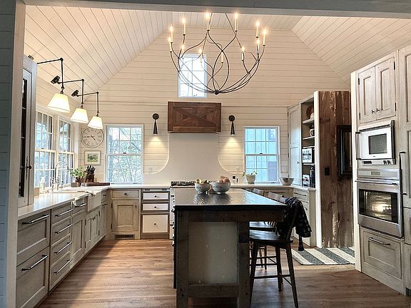 New kitchen