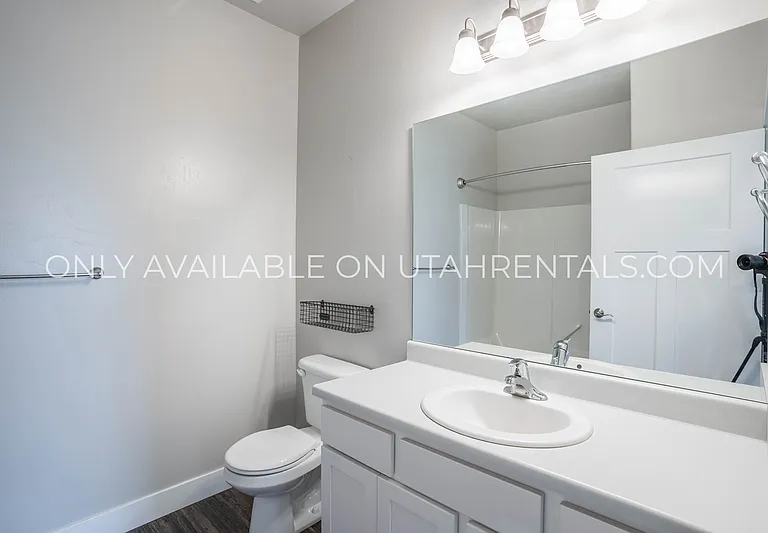 71 W Silver Springs Dr — Photo 11