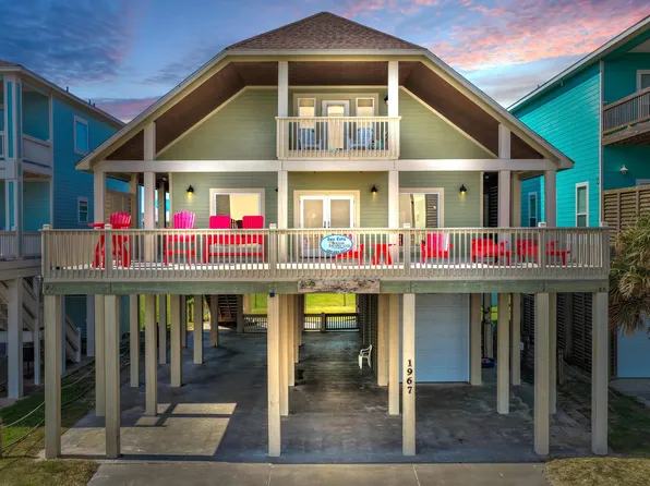 1967 Avenue J, Crystal Beach, TX 77650