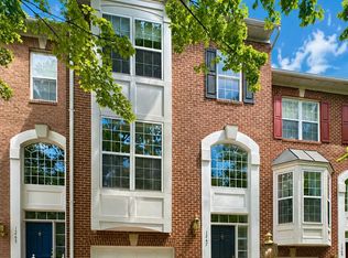 1267 Wild Hawthorn Way, Reston, VA 20194