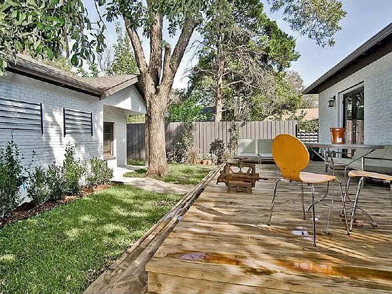 5247 Richard Ave — Photo 10
