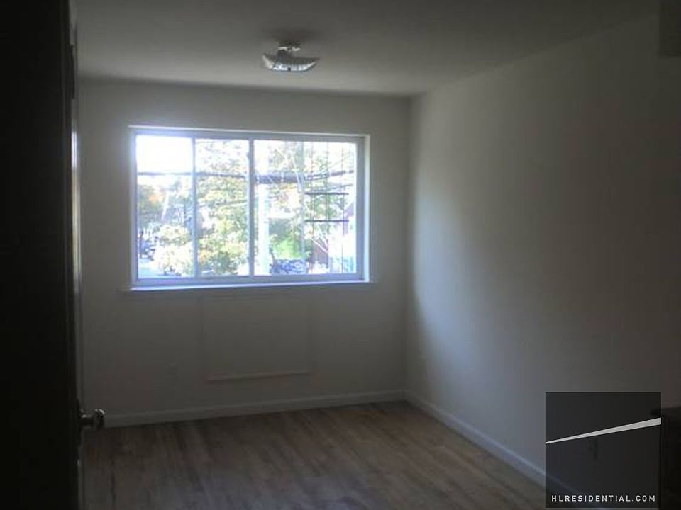 1st image of 3741 69th St #3
