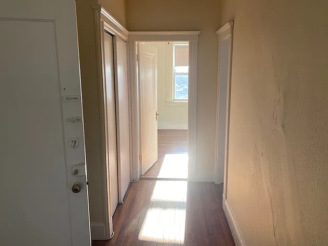 1 bed, $2,345 — Photo 4