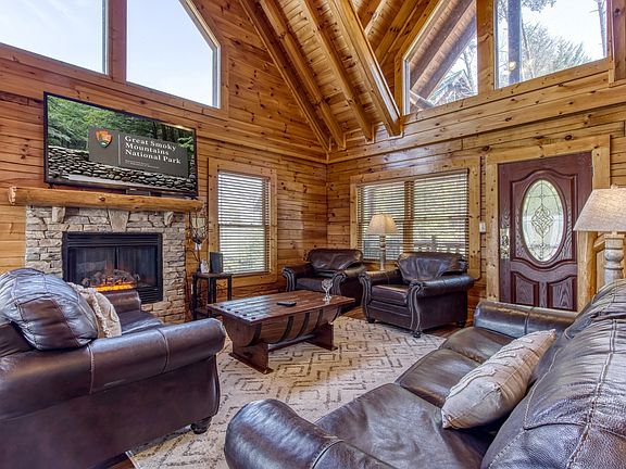 3rd image of 1728 Summit View Way