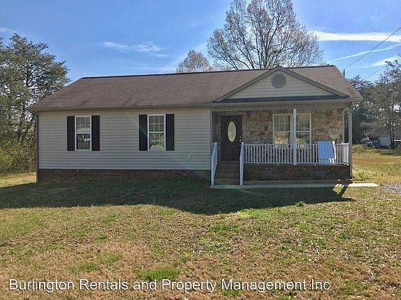2nd image of 1811 Margaret Ln