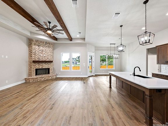 4th image of 177 W MAGNOLIA CIR