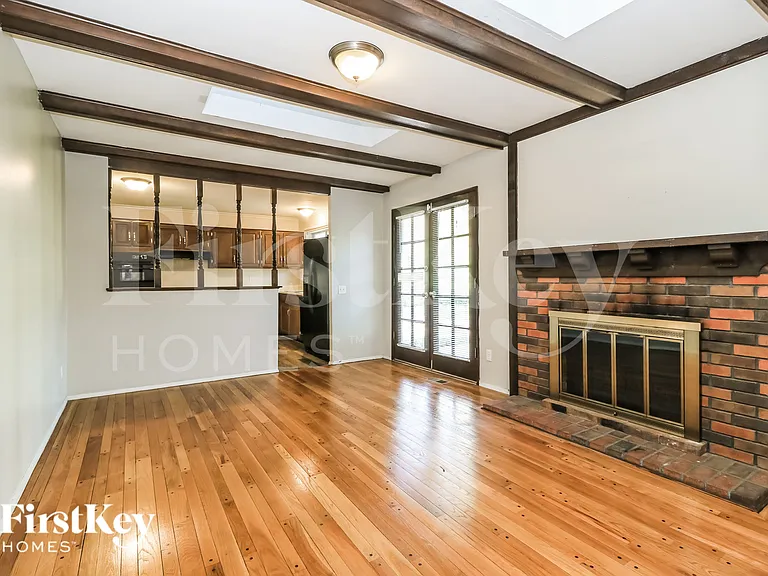 12040 Maidstone Ct — Photo 8