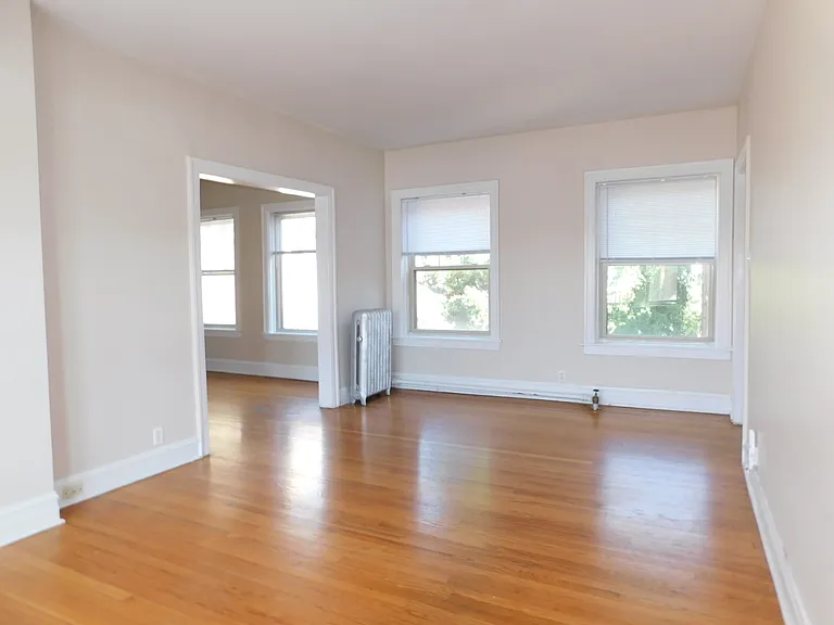 830 Reba Pl #17 — Photo 1