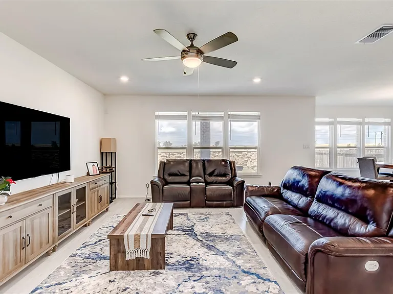3712 Forino Dr — Photo 9