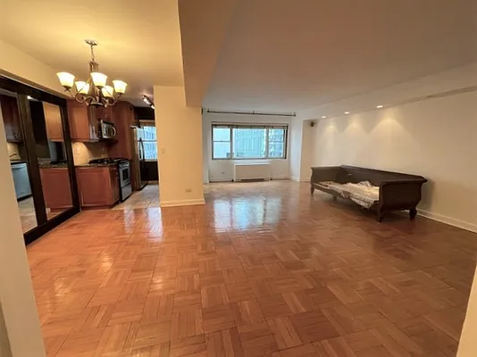 Sold by Pergolotti Realty | media 7