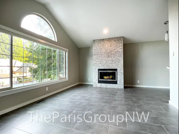 6910 NE Old Redmond Rd #144, Redmond, WA 98052