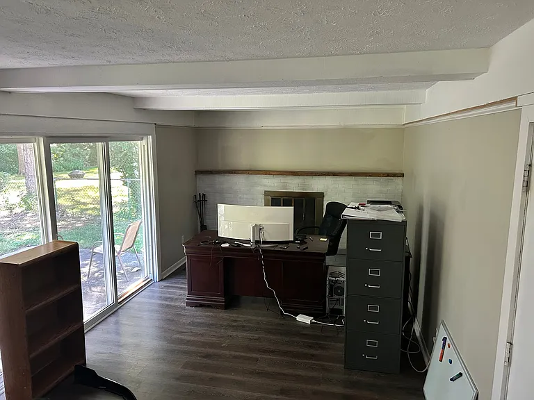 8792 Pinewood Ct — Photo 3