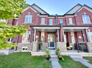 38 Walter Proctor Rd, East Gwillimbury, ON L9N 0P1