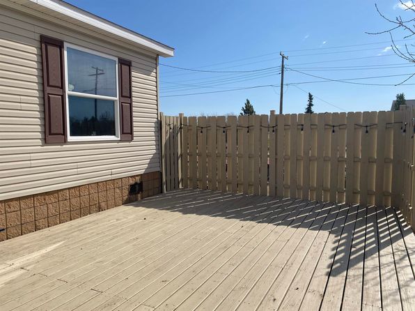 601 3rd St NW, Towner, ND 58788