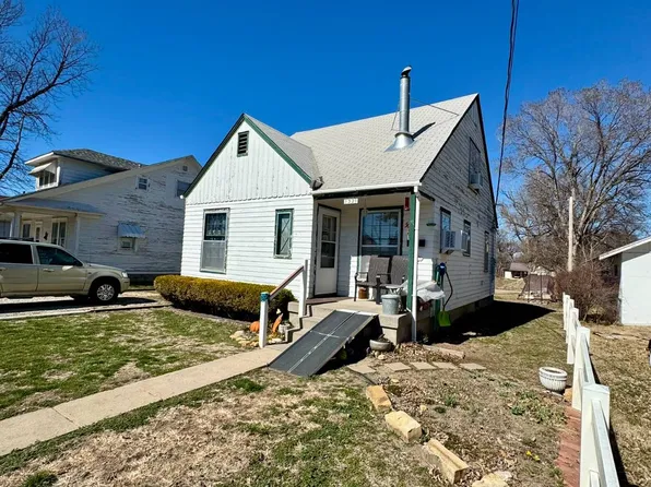 1321 16th St, Belleville, KS 66935