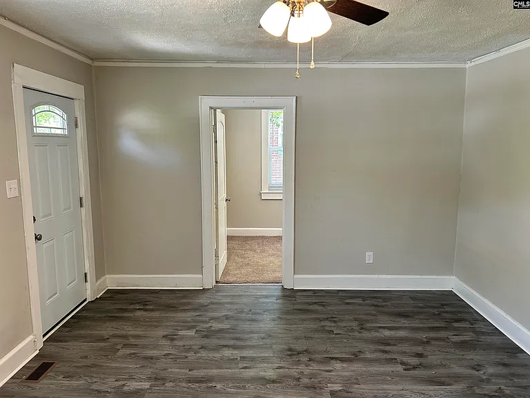 2112 Academy St — Photo 12