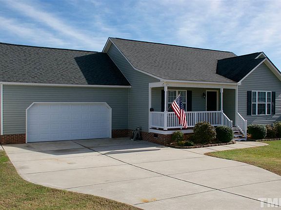 3rd image of 378 Middle Landing Dr