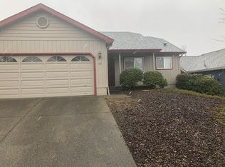 169 SE Independence Dr, Grants Pass, OR 97527
