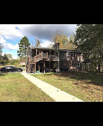 5th image of 145 Palace Ln