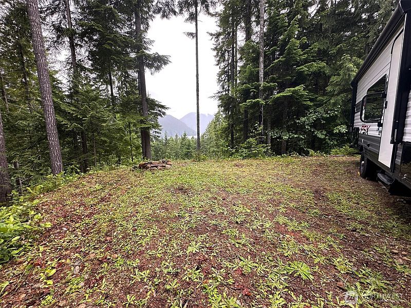 4th image of 5156 N Lake Cushman Road