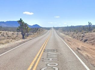 27225 N Humming Bird Ln, Meadview, AZ 86444