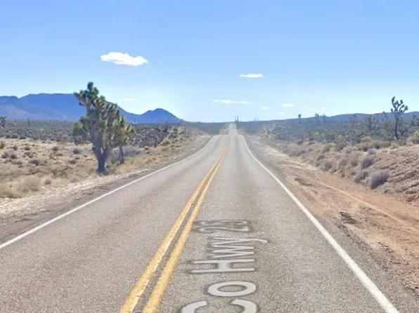 27225 N Humming Bird Ln, Meadview, AZ 86444