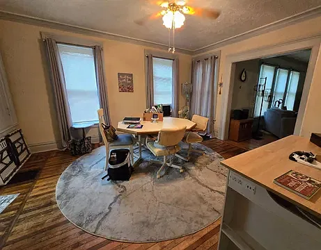 3 bed, $1,075 — Photo 4