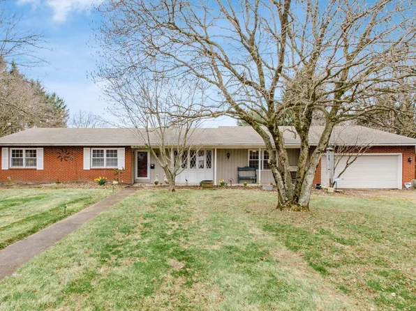 527 Twenty Grand Rd SW, Pataskala, OH 43062