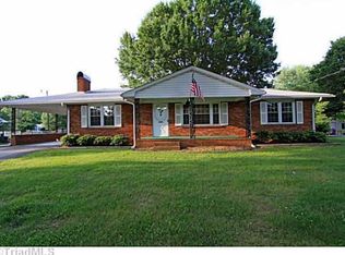 3361 Old Hollow Rd, Walkertown, NC 27051