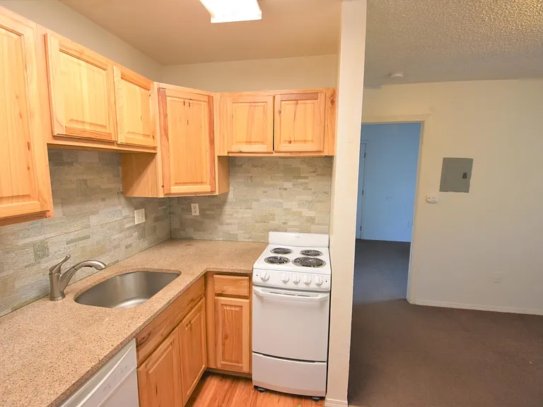 963 Marine St #4-6-7 — Photo 6