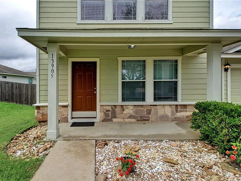13905 Briarcreek Loop — Photo 25