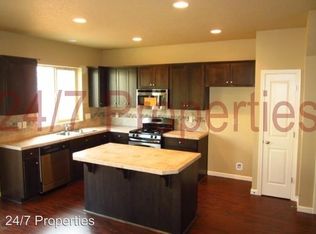 16298 SE Scoria Ln, Damascus, OR 97089