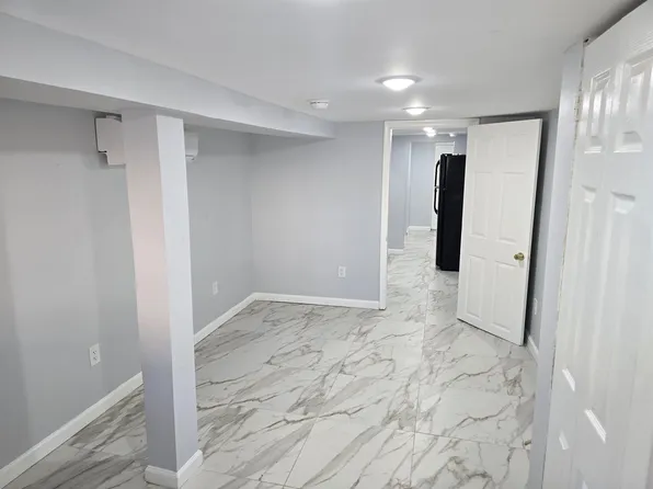 137 Graham Street image 1 of 8