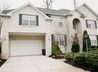 31020 Kilgour Dr, Westlake, OH 44145