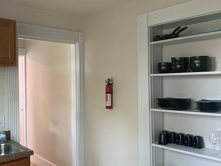 307 W 6th Ave #B — Photo 9